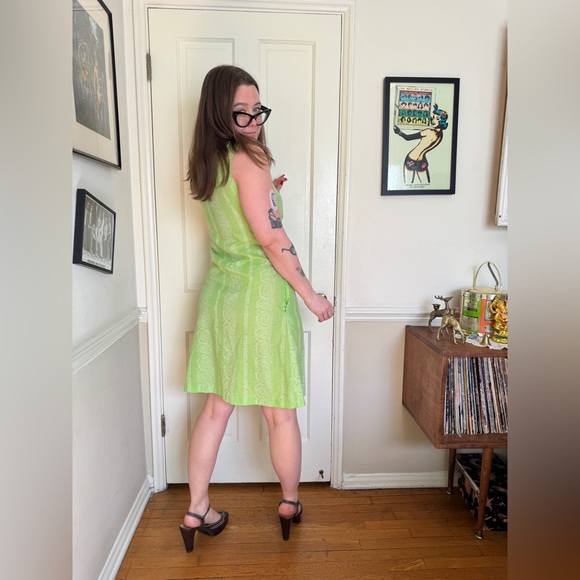 60s Vintage Green Cotton Shift Dress w Pleat - Picture 3 of 8